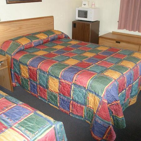Budget Inn Bluffton Exteriör bild